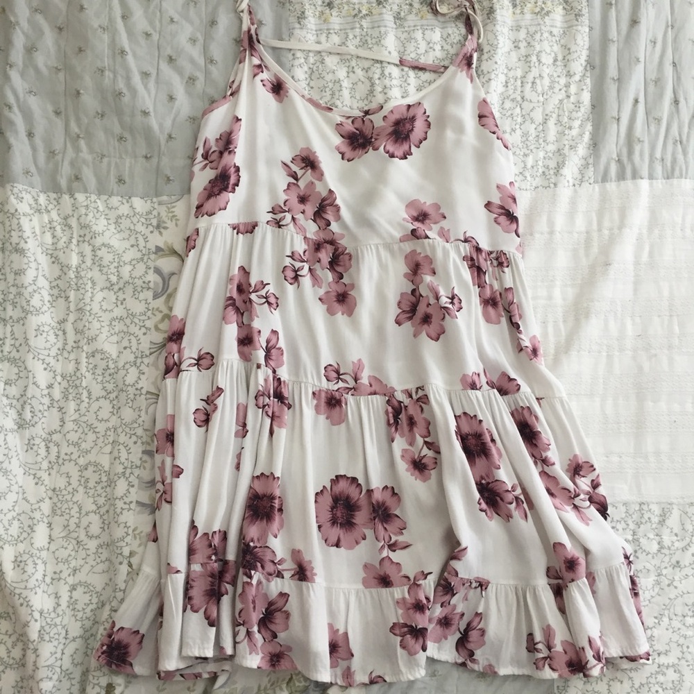 Brandy Melville cherry blossom jada dress